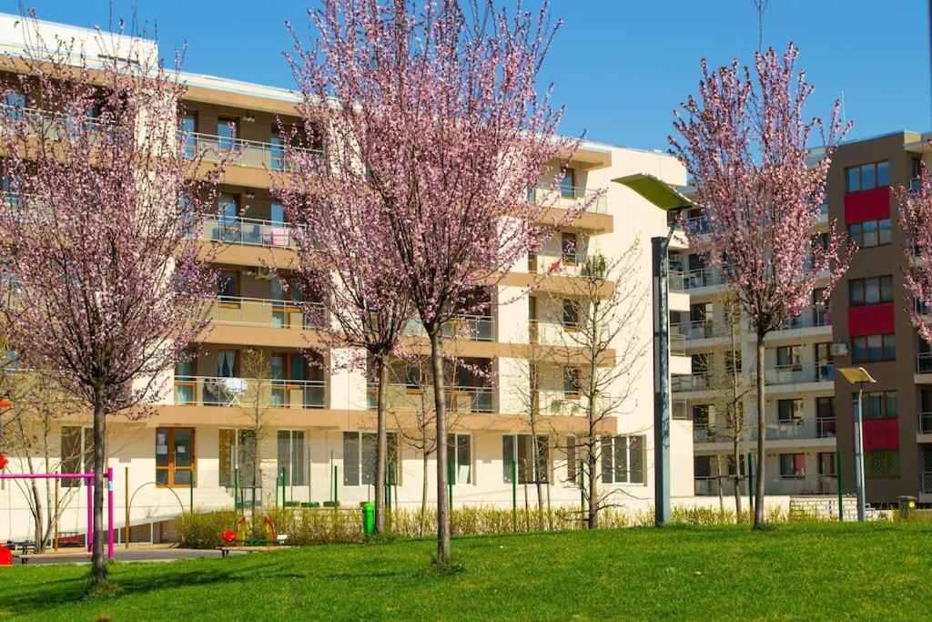 Apartment Solar 50, Private Parking, 2 Bedroom Bucureşti Exterior foto